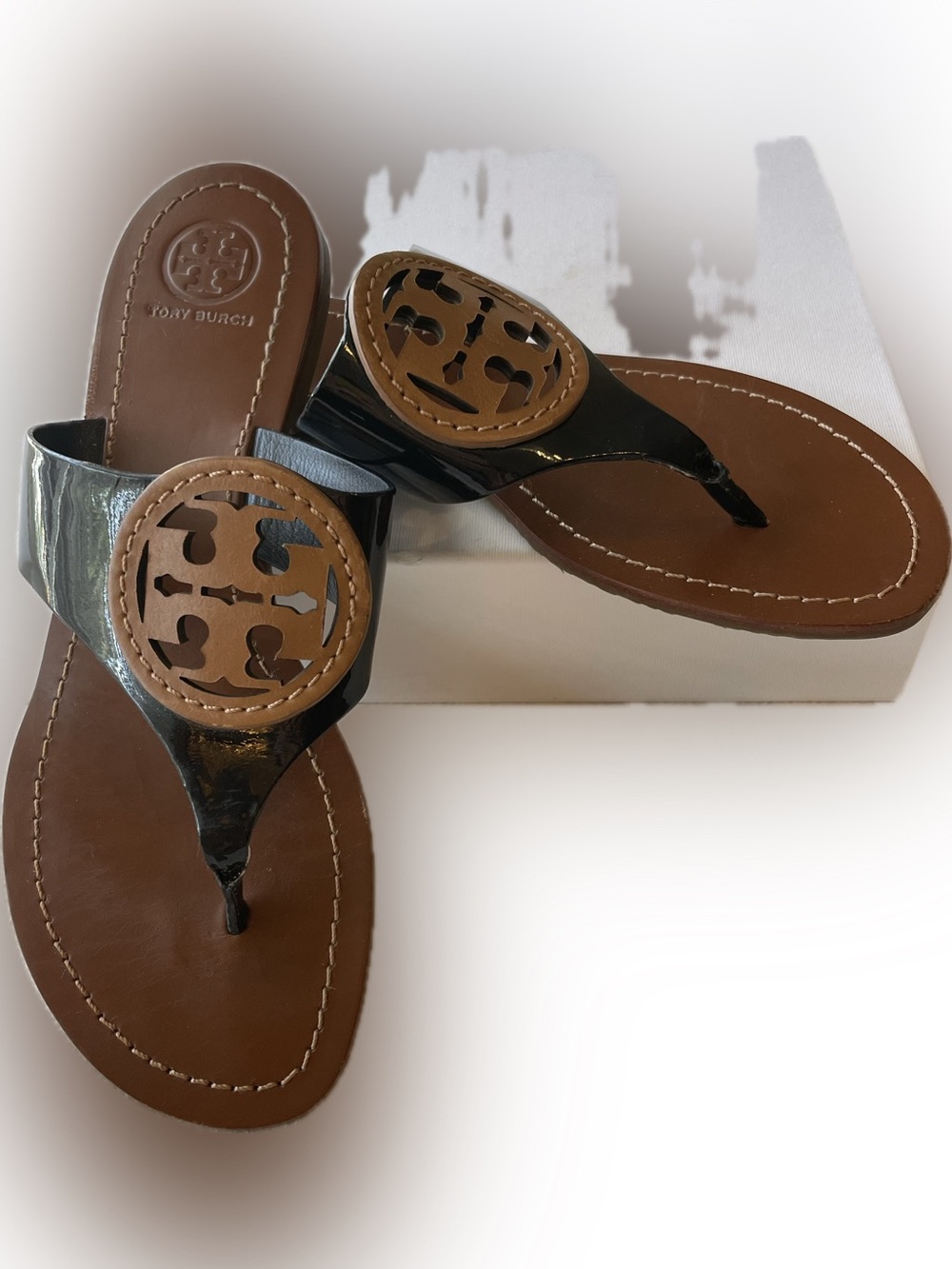 Tory Burch Dark Navy Patent and Brown Leather Logo Thong Sandals